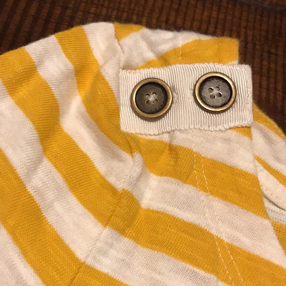 NEW~ BANANA REPUBLIC Top - Picture 6 of 7